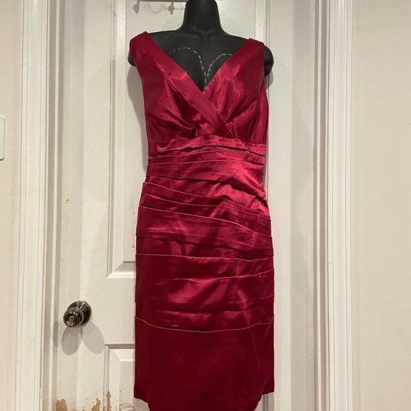 JS Collections rich satin pink draped cocktail prom party dress - Picture 2 of 13